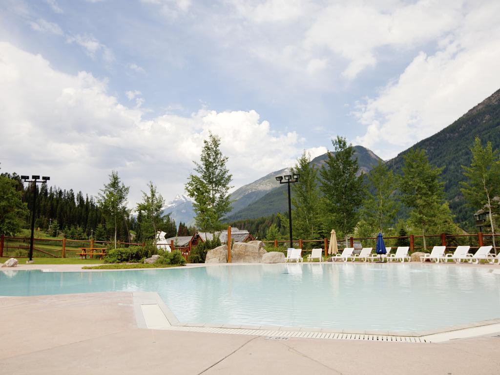 Panorama Mountain Resort - Toby Creek / Horsethief Condos Экстерьер фото